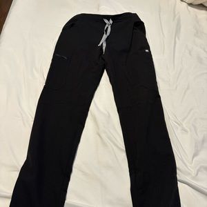 FIGS YOLA BLACK SCRUB PANTS